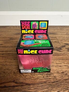 Needoh Nice Cube Super Solid Squish - Pink